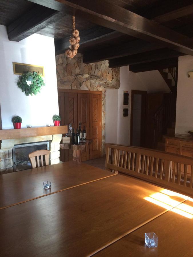 Sklep U Hrabalu Aparthotel Hustopeče Екстериор снимка